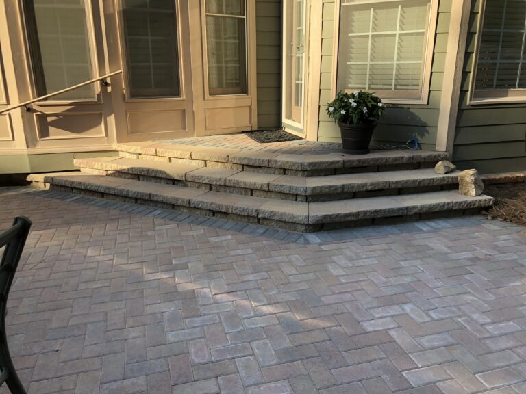 Stone retaining wall and steps by Stone Edge Landscapes, North West Georgia