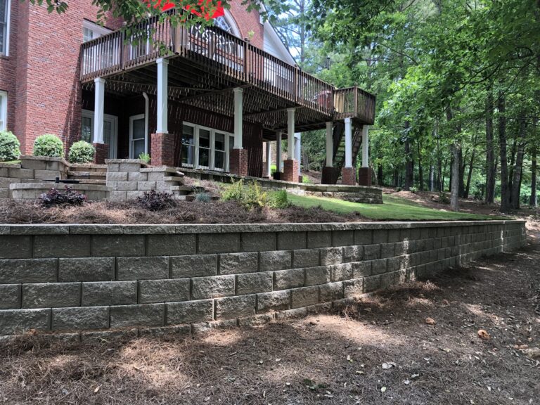 Stone retaining wall and steps by Stone Edge Landscapes, North West Georgia